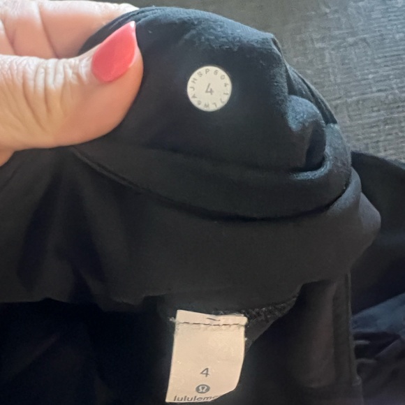 Lululemon Tied To It Crop 21" - Picture 5 of 7